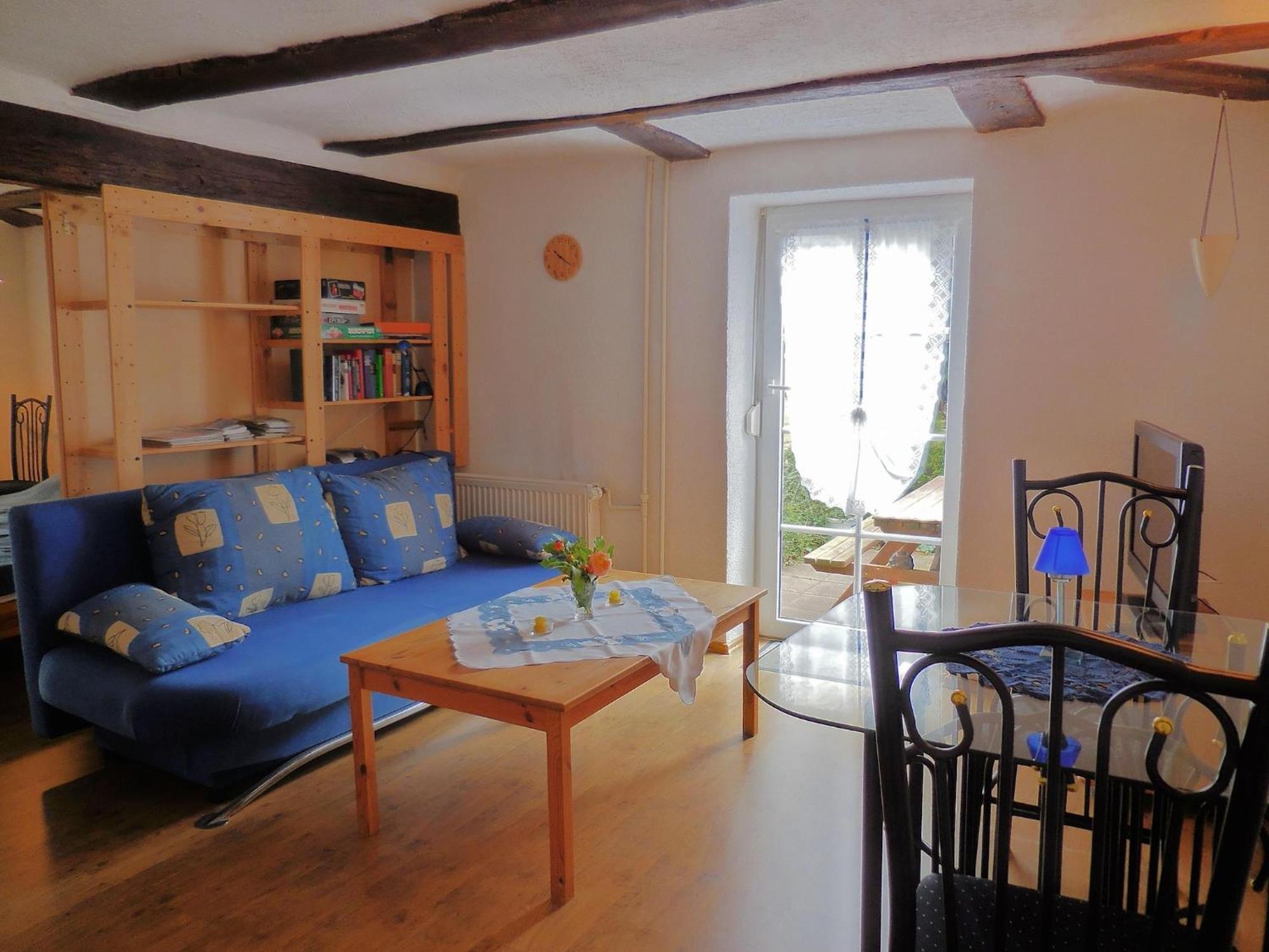 Small Apartment In Hesse With Terrace And Garden Frielendorf Luaran gambar